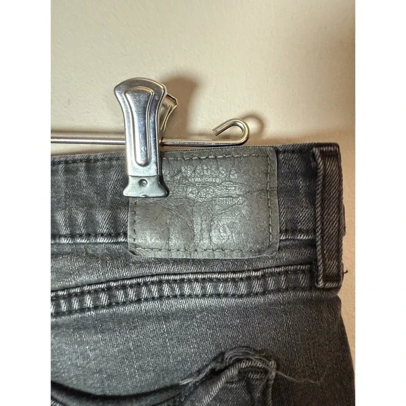 Levis 711 Skinny Dark Wash Black Denim Jeans 32x36 - Picture 3 of 7